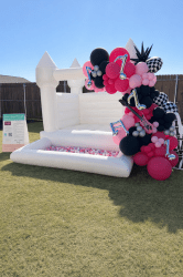 Deluxe Balloon garland add on small Bounce House